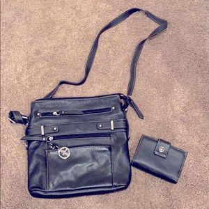 Giani Bernini Black Leather Purse & Wallet